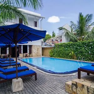 https://st-lachlan.negombohotels.net